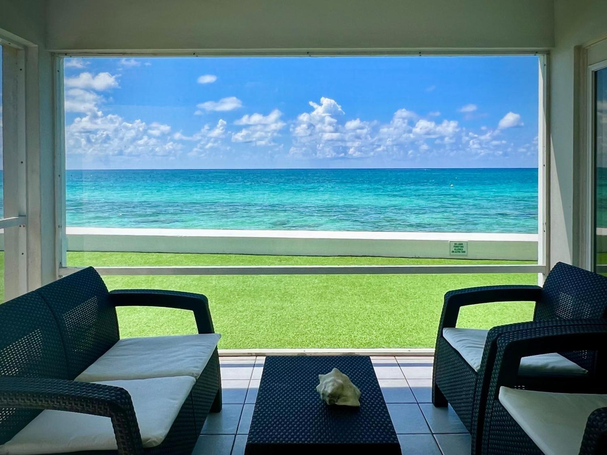 Regal Beach Club George Town Pokoj fotografie