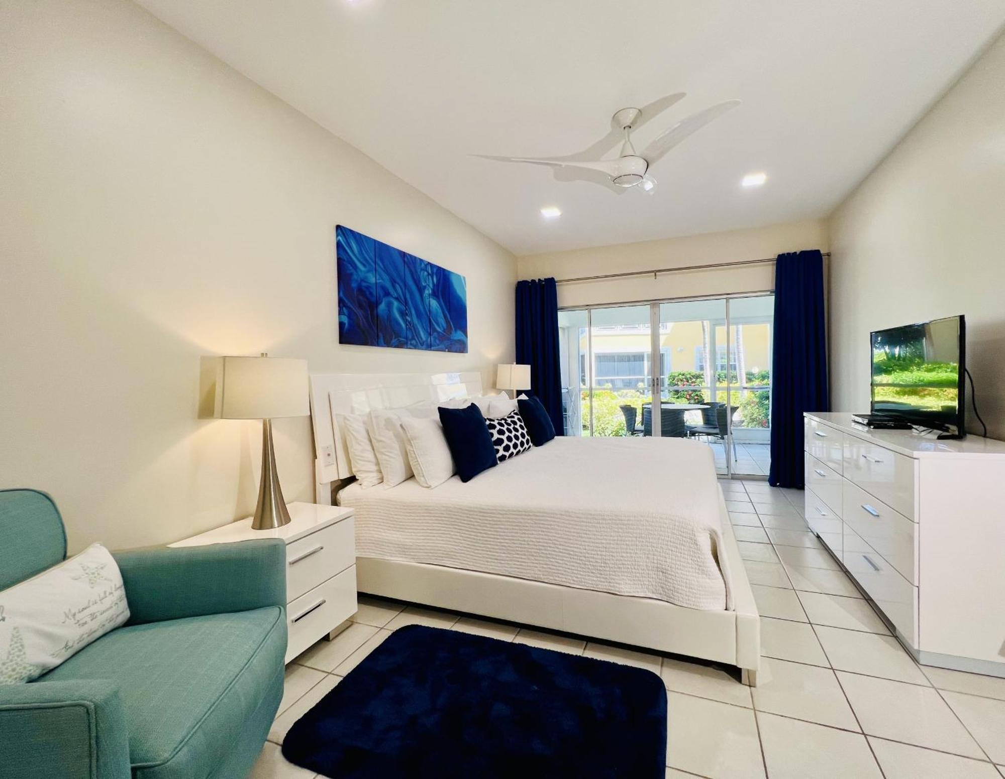 Regal Beach Club George Town Pokoj fotografie