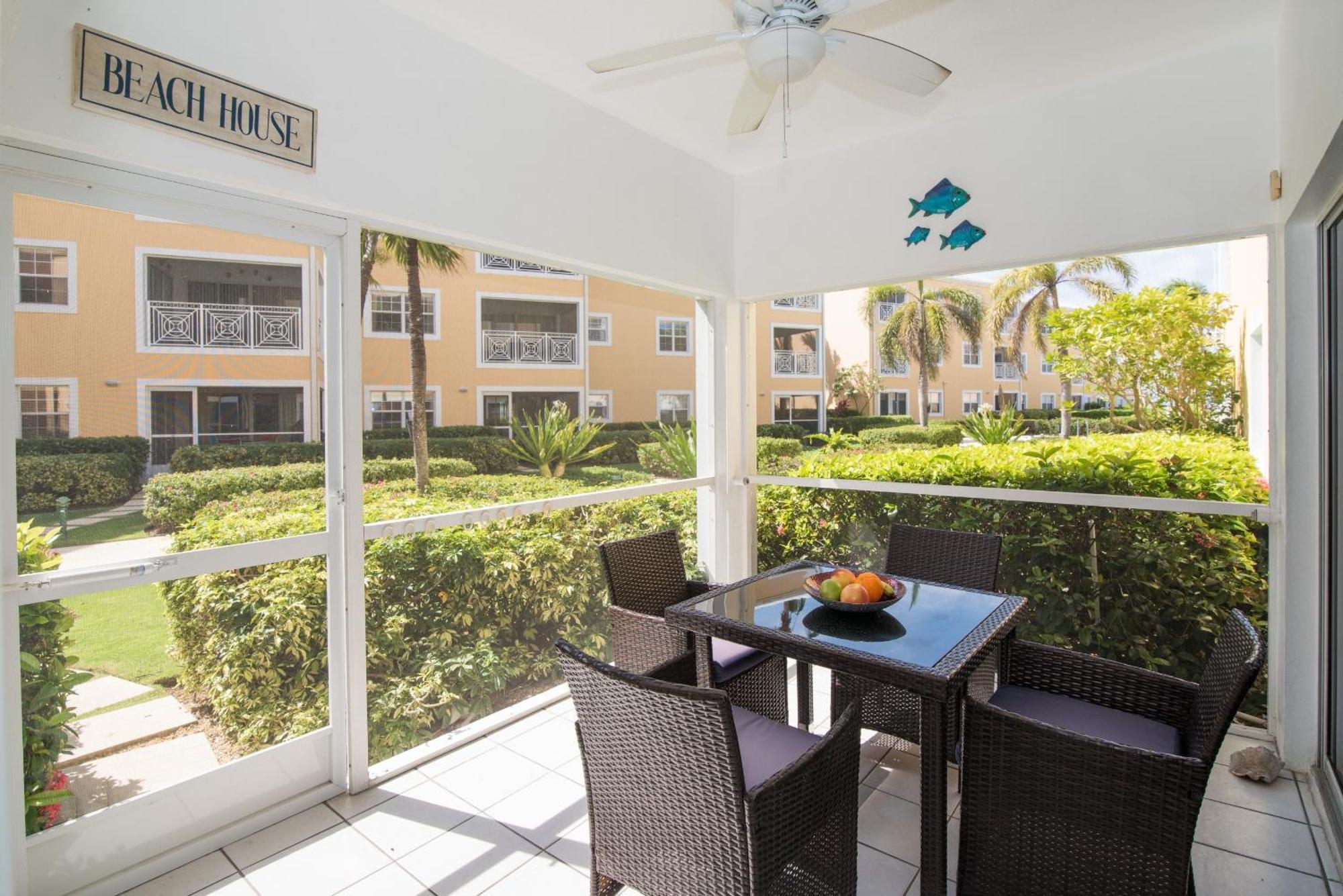 Regal Beach Club George Town Pokoj fotografie
